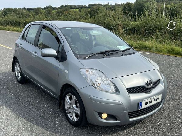 Toyota Yaris Hatchback, Diesel, 2010, Silver