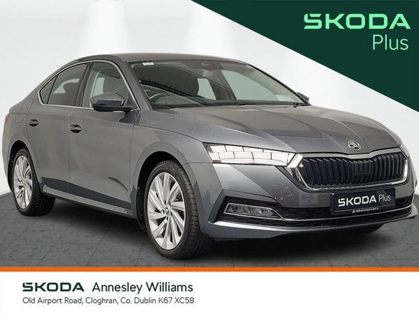 Skoda Octavia Saloon, Diesel, 2024, Grey
