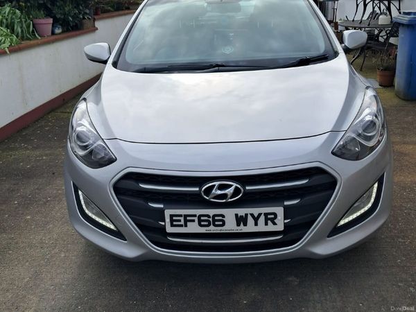 Hyundai i30 Hatchback, Diesel, 2016, Silver