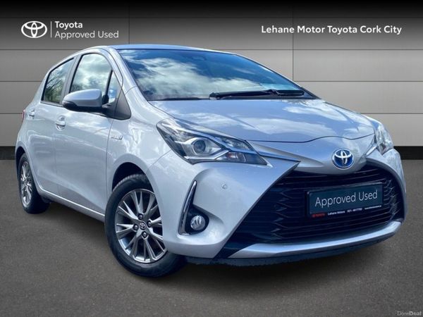 Toyota Yaris Hatchback, Petrol Hybrid, 2018, Silver