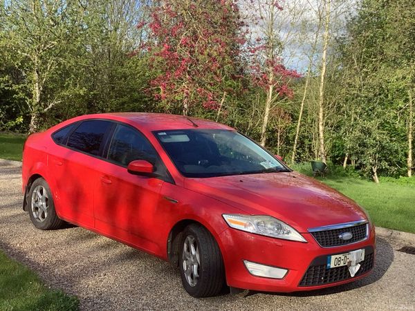 Ford Mondeo Hatchback, Diesel, 2008, Red