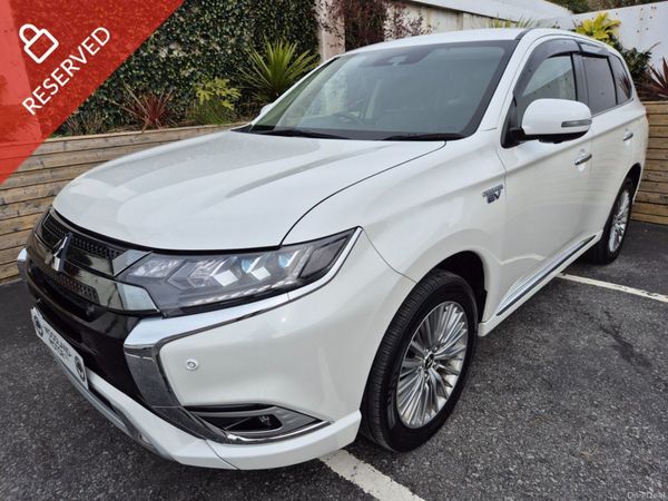 Mitsubishi Outlander SUV, Petrol Plug-in Hybrid, 2021, White