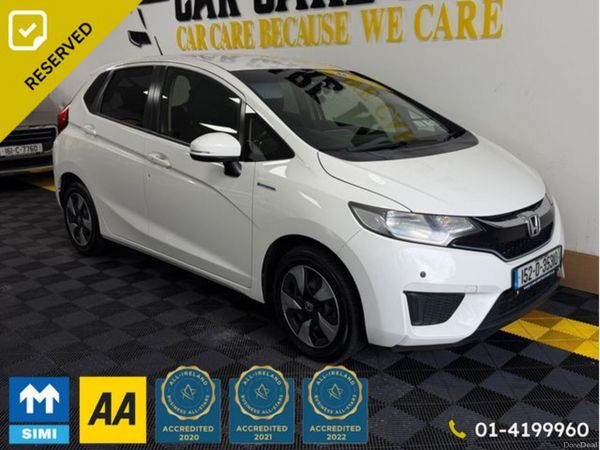 Honda Fit Hatchback, Petrol Hybrid, 2015, White