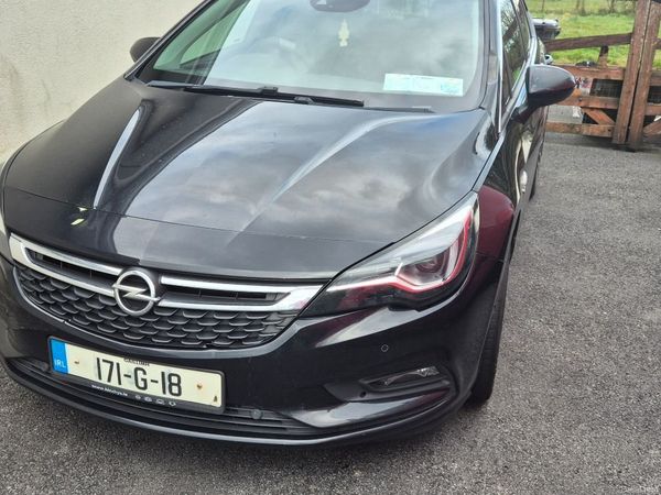 Opel Astra Hatchback, Diesel, 2017, Black