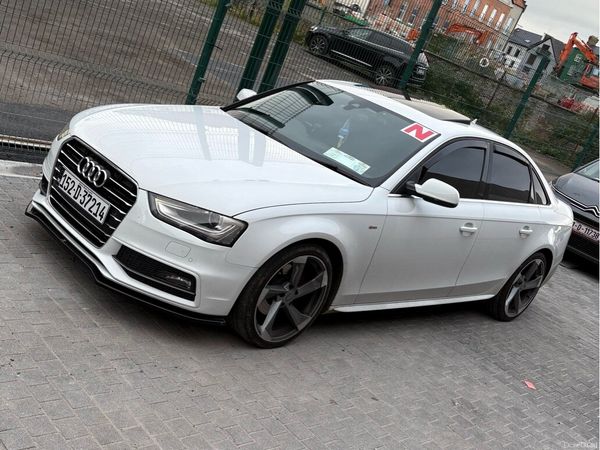 Audi A4 Saloon, Petrol, 2015, White