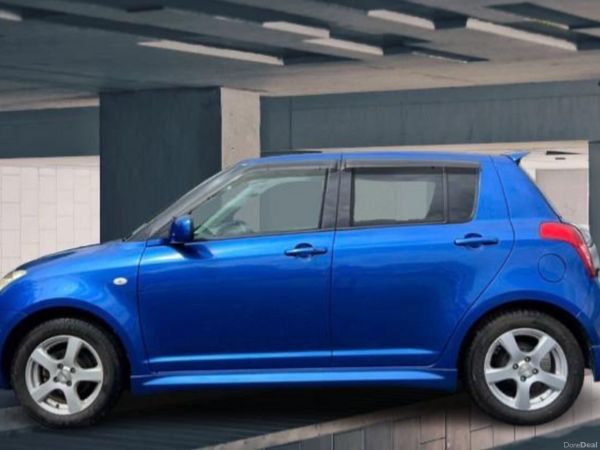 Suzuki Swift Hatchback, Petrol, 2010, Blue