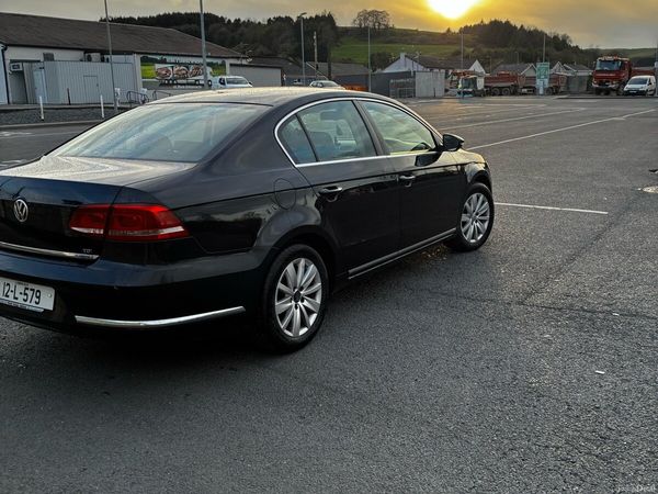 Volkswagen Passat Saloon, Diesel, 2012, Black