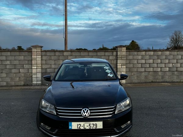 Volkswagen Passat Saloon, Diesel, 2012, Black