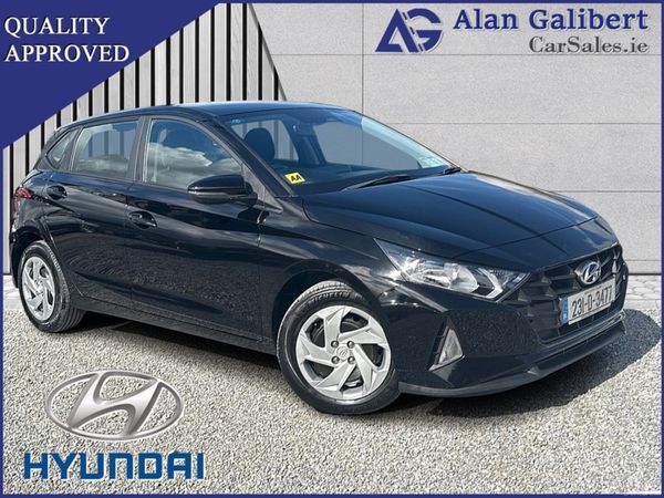 Hyundai i20 Hatchback, Petrol, 2023, Black