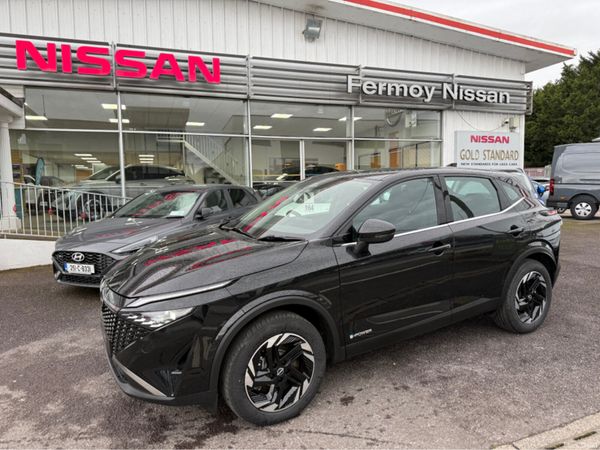 Nissan Qashqai Hatchback, Petrol Hybrid, 2026, Black