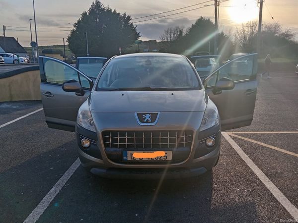 Peugeot 3008 MPV, Diesel, 2012, Grey