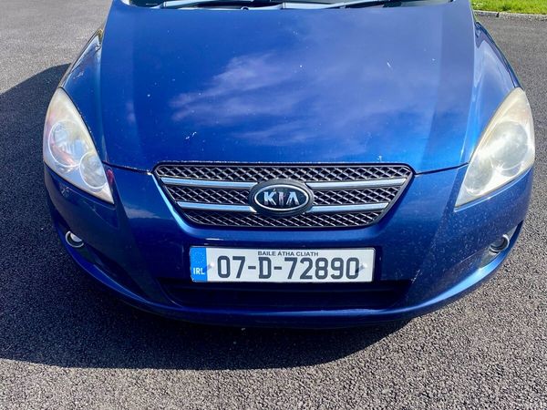 Kia Ceed Hatchback, Diesel, 2007, Blue