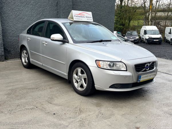 Volvo S40 Saloon, Diesel, 2011, Silver