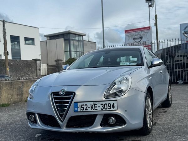 Alfa Romeo Giulietta Hatchback, Diesel, 2015, White