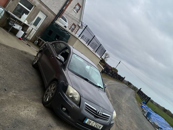 Toyota Avensis Hatchback, Diesel, 2008, Grey