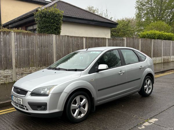 Ford Focus Hatchback, Petrol, 2007, Silver