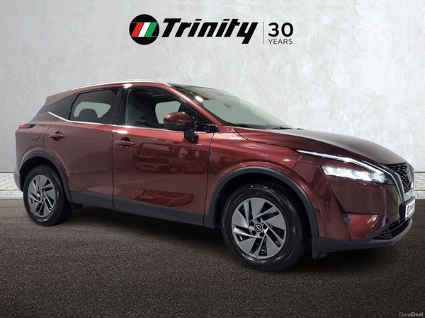 Nissan Qashqai SUV, Petrol, 2023, Red
