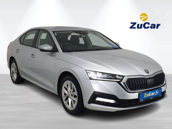 Skoda Octavia Hatchback, Petrol Plug-in Hybrid, 2024, Silver