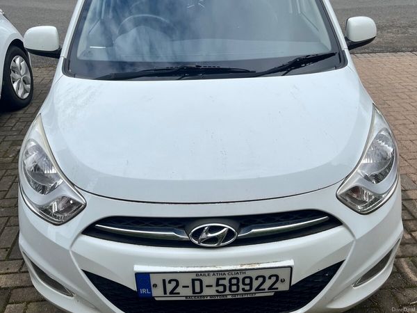 Hyundai i10 Hatchback, Petrol, 2012, White