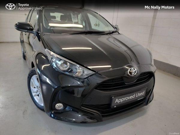 Toyota Yaris Hatchback, Petrol, 2023, Black