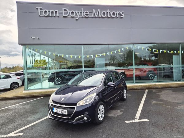 Peugeot 208 Hatchback, Petrol, 2017, Blue