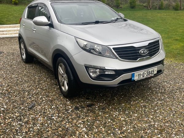 Kia Sportage SUV, Diesel, 2011, Silver