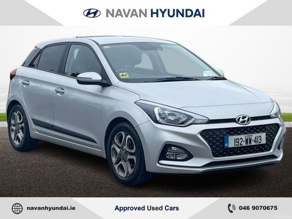 Hyundai i20 Hatchback, Petrol, 2019, Grey