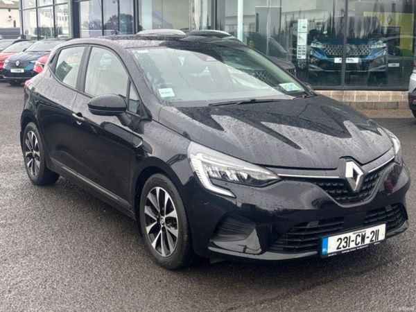 Renault Clio Hatchback, Petrol, 2023, Black