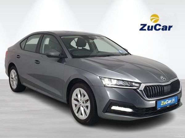 Skoda Octavia Hatchback, Petrol Plug-in Hybrid, 2024, Grey