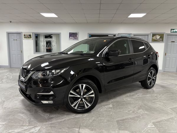Nissan Qashqai Hatchback, Diesel, 2019, Black