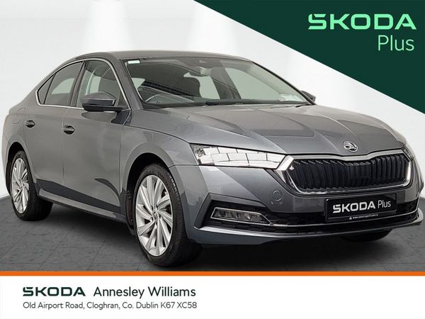 Skoda Octavia Saloon, Petrol, 2023, Grey