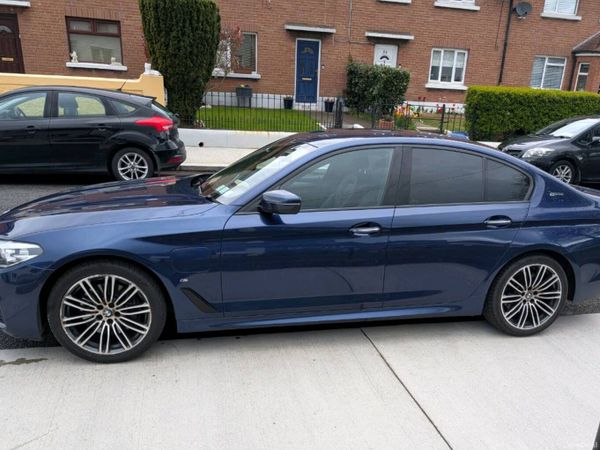 BMW 5-Series Saloon, Petrol Plug-in Hybrid, 2018, Blue