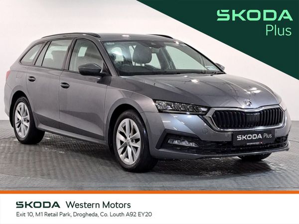 Skoda Octavia Estate, Petrol, 2023, Grey