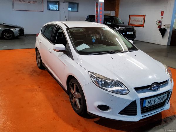 Ford Focus Hatchback, Diesel, 2014, White