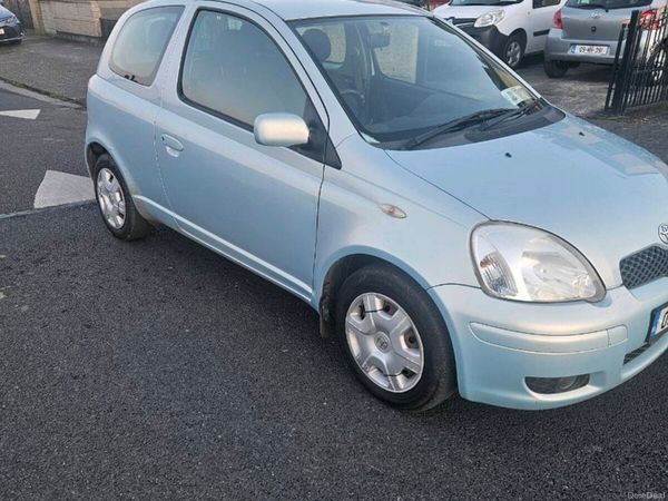 Toyota Yaris Hatchback, Petrol, 2005, Blue