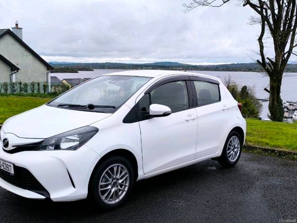 Toyota Vitz Hatchback, Petrol, 2016, White