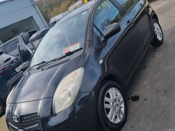 Toyota Yaris Hatchback, Petrol, 2008, Black
