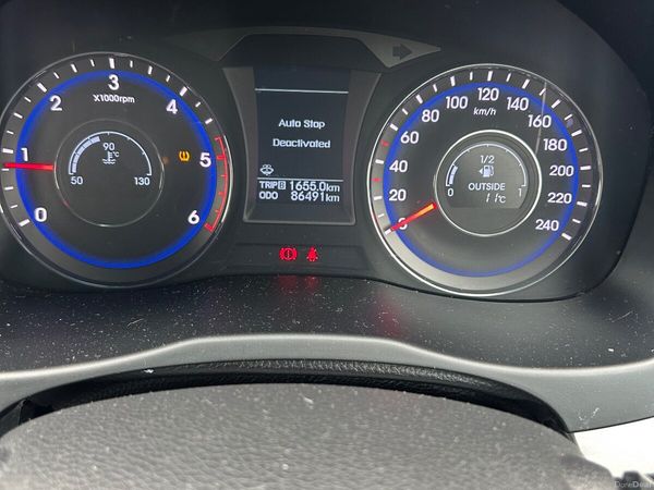 Hyundai i40 Estate/Jeep, Diesel, 2014, White