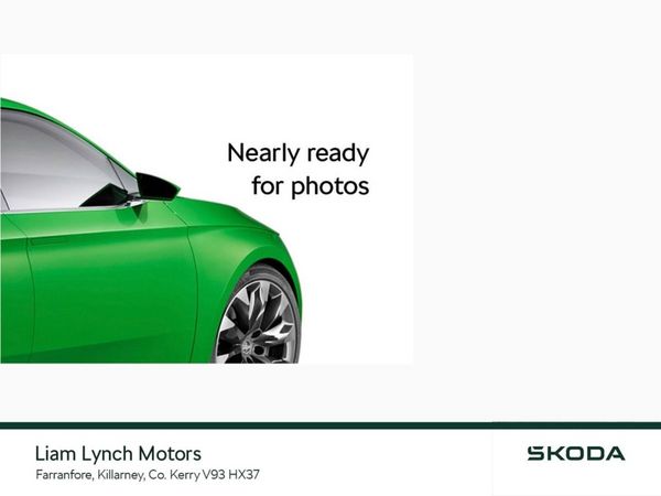 Skoda Fabia Hatchback, Petrol, 2017, White