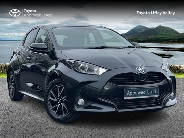 Toyota Yaris Hatchback, Petrol Hybrid, 2023, Black