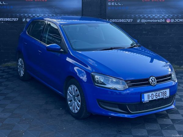 Volkswagen Polo Hatchback, Petrol, 2011, Blue