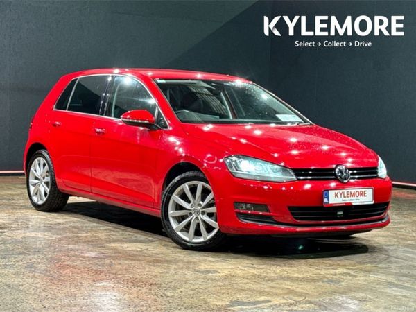 Volkswagen Golf Hatchback, Petrol, 2017, Red