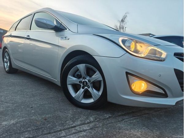 Hyundai i40 Estate, Diesel, 2012, Silver