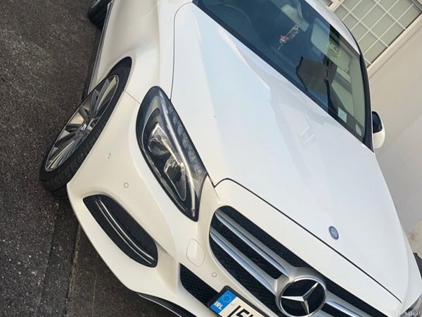 Mercedes-Benz C-Class Saloon, Diesel, 2015, White