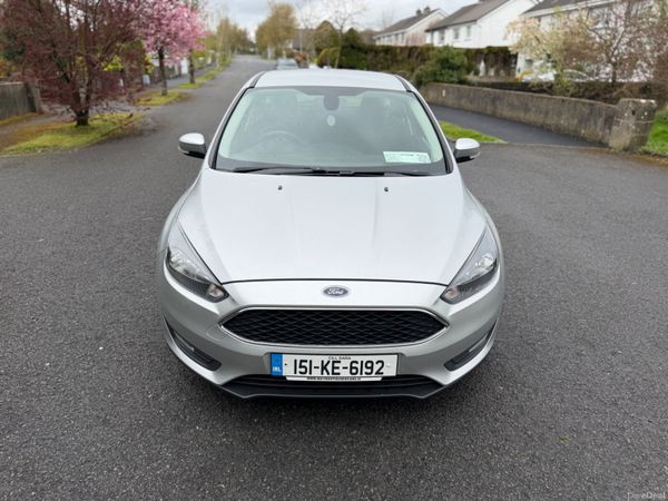 Ford Focus Hatchback, Petrol, 2015, Silver