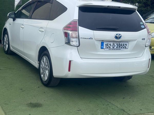 Toyota Prius MPV, Petrol Hybrid, 2015, White