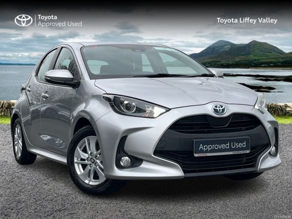 Toyota Yaris Hatchback, Petrol Hybrid, 2021, Grey
