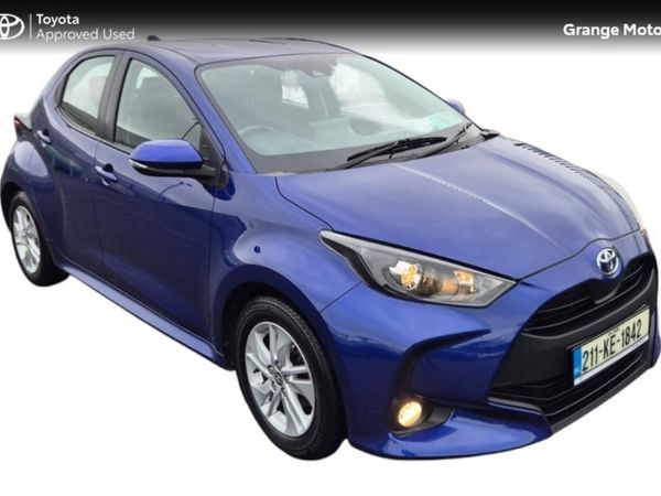 Toyota Yaris Hatchback, Petrol, 2021, Blue