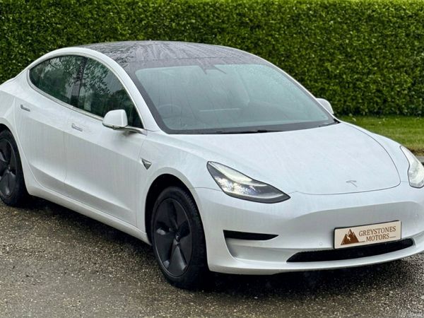 Tesla Model 3 Hatchback, Electric, 2020, White