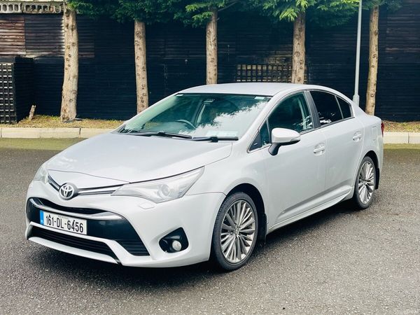 Toyota Avensis Saloon, Diesel, 2016, Silver